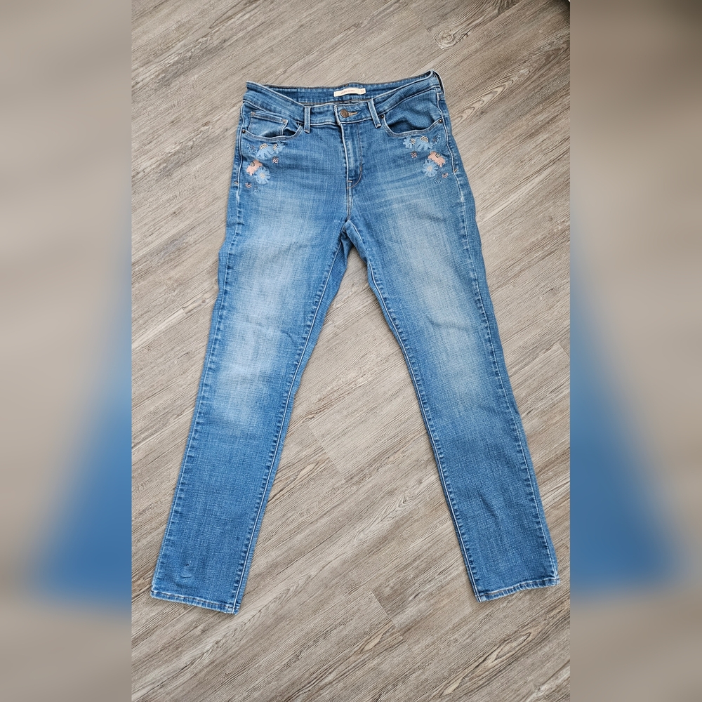 Levi's Embroidered Mid Rise Skinny Jeans